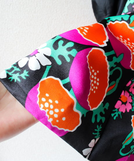 【tiny yearn】1970's German Trevira Floral Dress