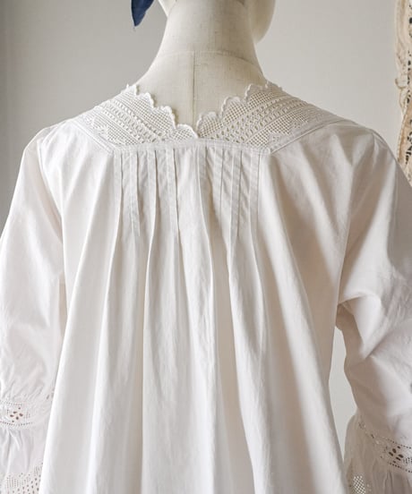 【Seek an nur】1890-10's antique night gown dress