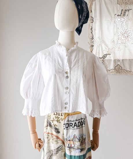 【Seek an nur】Euro pin tuck dirndl blouse