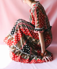 【tiny yearn】1970's Euro Floral Maxi Dress