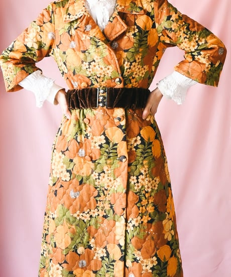 【tiny yearn】1970's French Quilted Night Gown