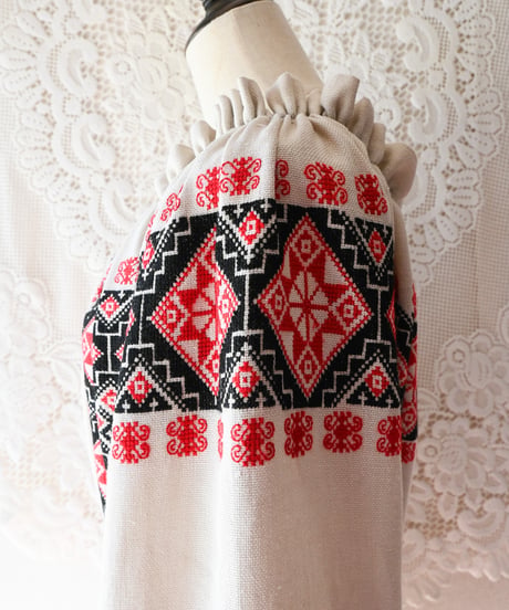 【Seek an nur】Romanian Vintage Embroidered Dress