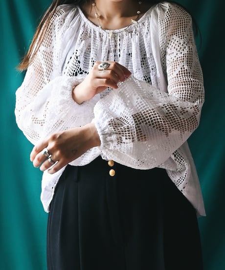 【Seek an nur】1960s Romanian Crochet Folk Blouse