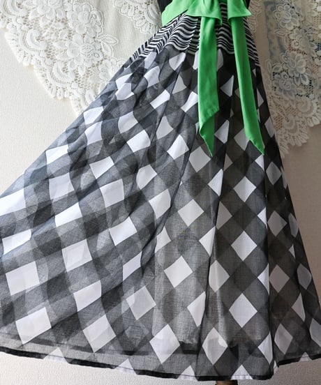 【tiny yearn】1970's Ribbon Sheer Check Maxi Dress