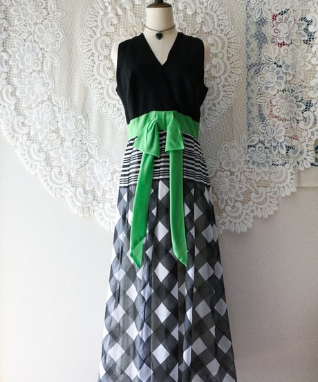 【tiny yearn】1970's Ribbon Sheer Check Maxi Dress