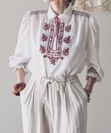 【Seek an nur】1970's Hungarian Vintage Peasant Blouse