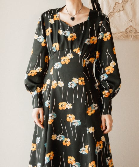 【tiny yearn】1970's euro floral maxi dress