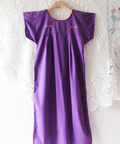 【tiny yearn】Mexican Floral Hand Embroidered Dress