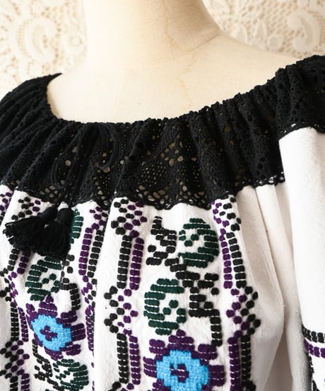 【Seek an nur】Romanian Vintage Embroidered Dress