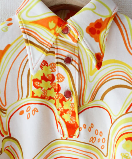 【tiny yearn】1970's Vintage Euro Art Flower Blouse