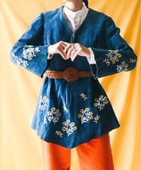【tiny yearn】1970's Embroidered Suede Pullover