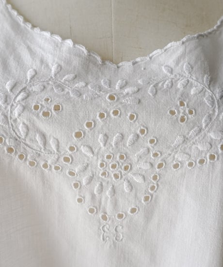 【Seek an nur】1890-10's antique night dress