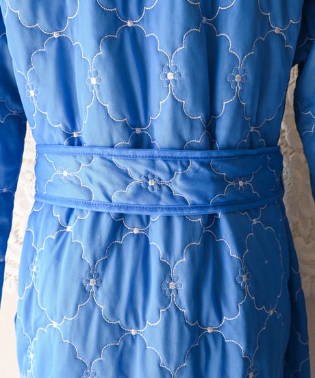 【tiny yearn】Vintage German Quilted Night Gown