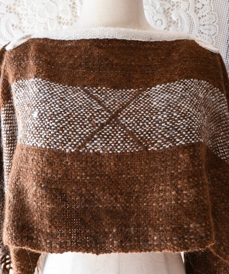【tiny yearn】Woven Blanket Fringe Cape