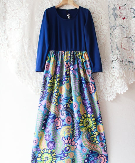 【tiny yearn】1970's Floral Psychedelic Maxi Dress