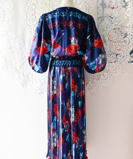 【tiny yearn】Diane Freis Pleated Maxi Dress