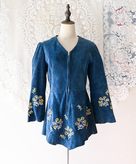 【tiny yearn】1970's Embroidered Suede Pullover