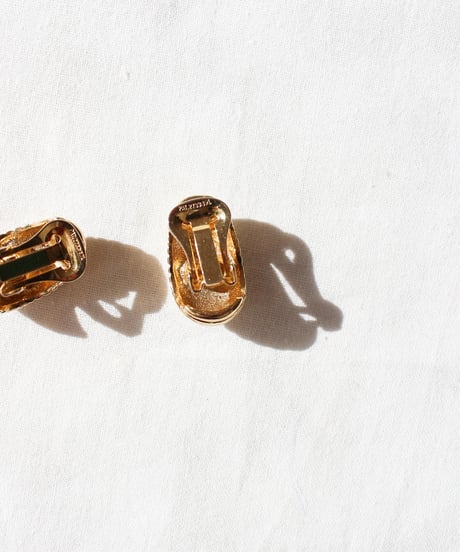 〈Accessory〉Vintage Gold Line Earring