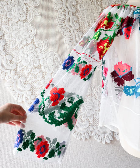 【tiny yearn】Romanian Vintage Embroidered Tulle Blouse