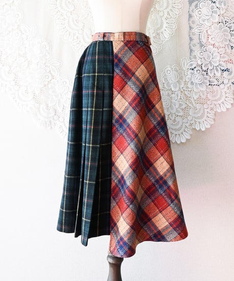 【tiny yearn】Check Docked Wool Flare Skirt
