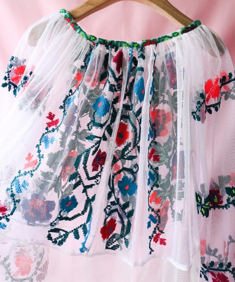 【tiny yearn】Romanian Vintage Embroidered Tulle Blouse