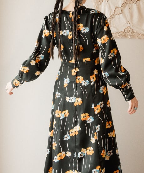 【tiny yearn】1970's euro floral maxi dress