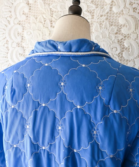 【tiny yearn】Vintage German Quilted Night Gown