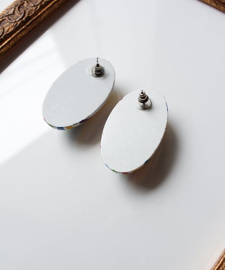 〈Accessory〉Vintage Painted Wood Pierce