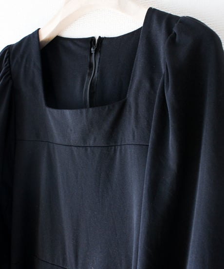 【Seek an nur】Balloon sleeve Black Maxi Dress