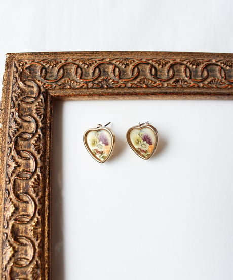 〈Accessory〉Vintage Floral Heart Pierce