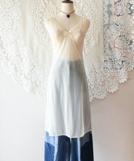 【tiny yearn】Euro Lace Nylon Lingerie Slip