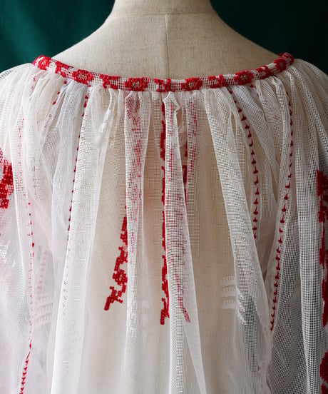 【Seek an nur】Romanian Vintage Embroidered Tulle Blouse