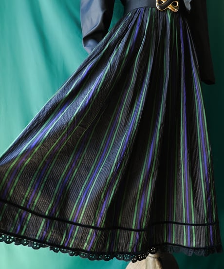 【Seek an nur】Euro Stripe Silk Flare Skirt