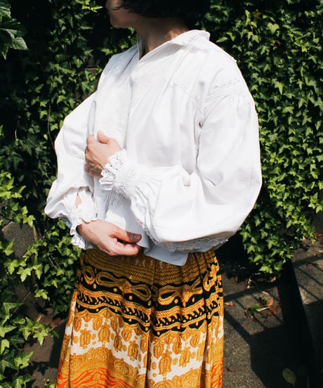 【Seek an nur】Vintage Romanian Cutwork Lace Blouse