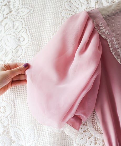 【Seek an nur】Lace Puff sleeve Sheer Long Dress