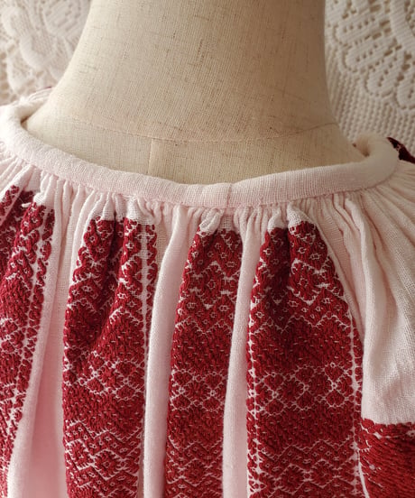 【Seek an nur】Vintage Romanian Hand Woven Dress