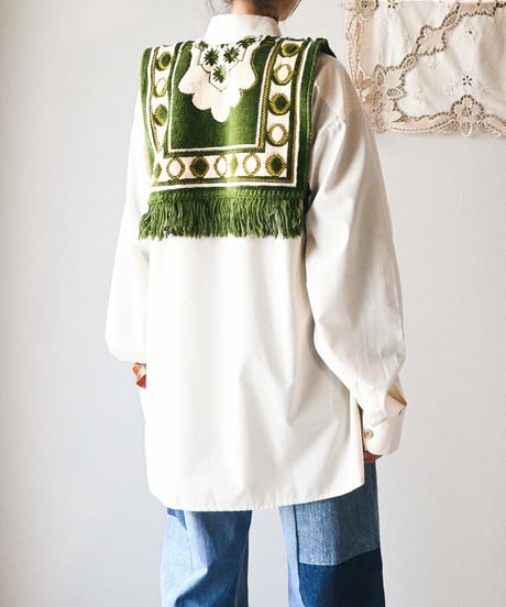 【tiny yearn】Arabian rug Bib Vest