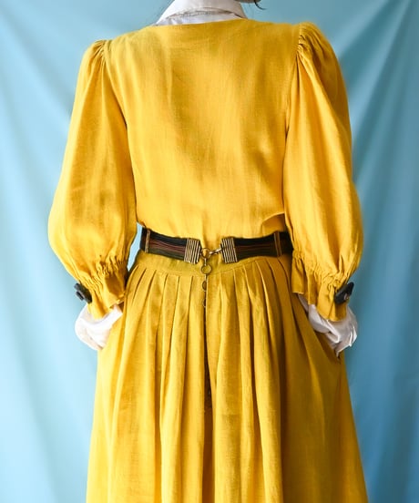 【tiny yearn】Tyrolean Linen Puff Dirndl Dress
