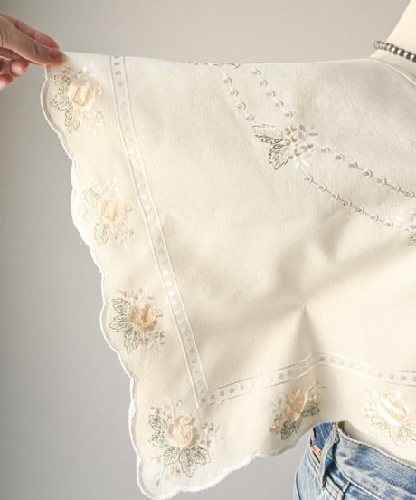 【Seek an nur】Euro vintage embroidered blouse