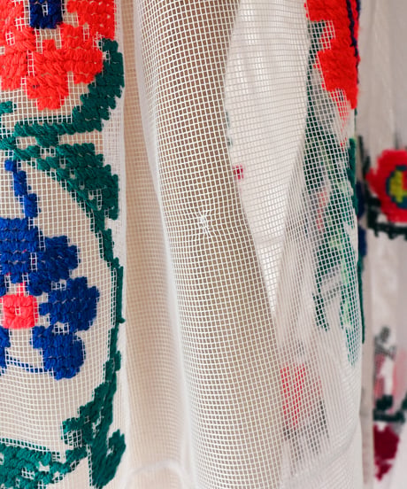【tiny yearn】Romanian Vintage Embroidered Tulle Blouse