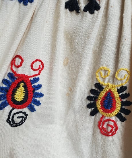 【tiny yearn】1970's Embroidered Ethnic Maxi Skirt