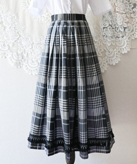 【Seek an nur】Euro Check Metallic Flare Skirt
