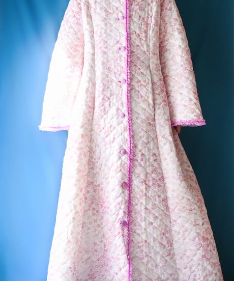 【tiny yearn】Vintage Euro Quilted Night Gown