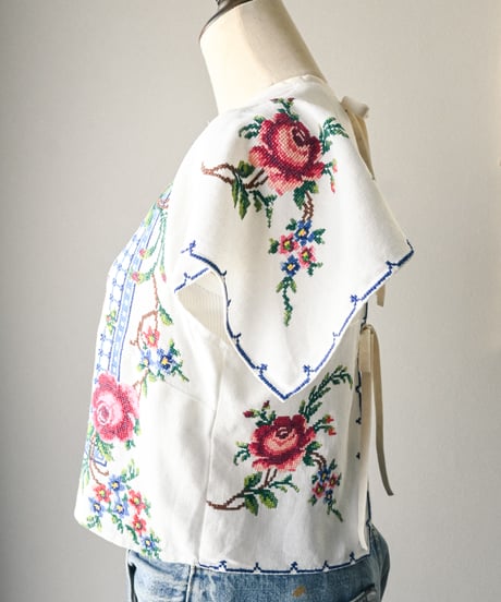 【Seek an nur】Euro vintage embroidered blouse