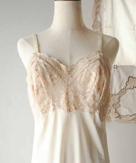 【Seek an nur】1970's usa vintage lingerie slip