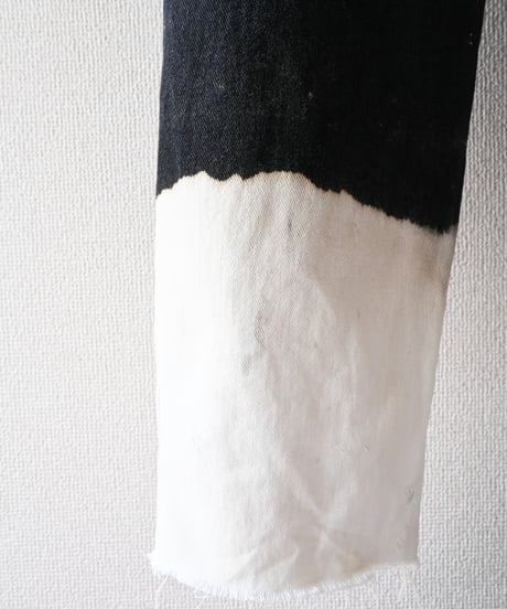 【tiny yearn】USA GUESS Bleached Black Denim Pants