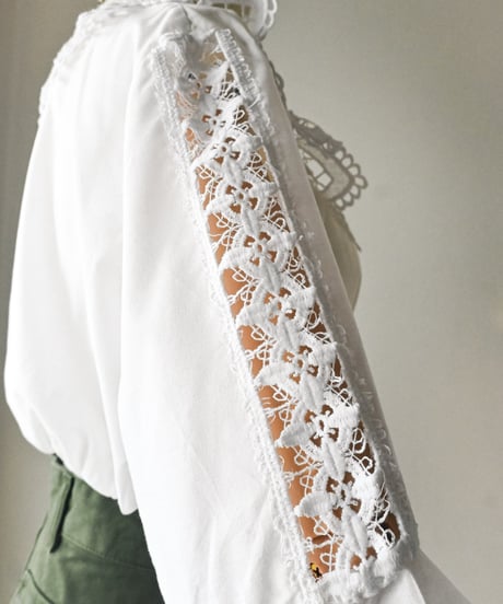 【Seek an nur】Euro cropped lace dirndl blouse