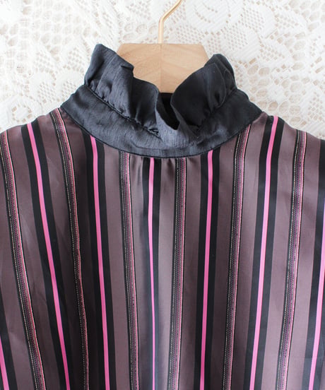 【Seek an nur】Euro Metallic Multi Stripe Blouse