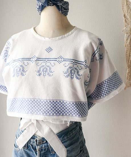 【Seek an nur】Euro vintage embroidered vest