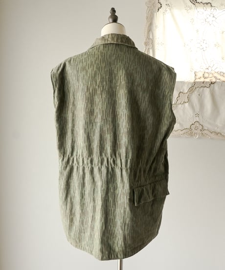 【Seek an nur】Czech army raindrop camo field cutoff vest